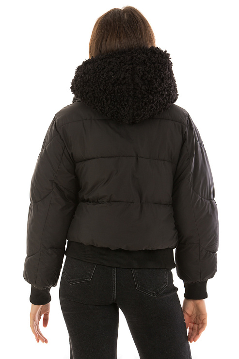 CHEERDUCK/2C22 A02 ЧЕРНЫЙ Куртка женская CHEERDUCK цвет Черный