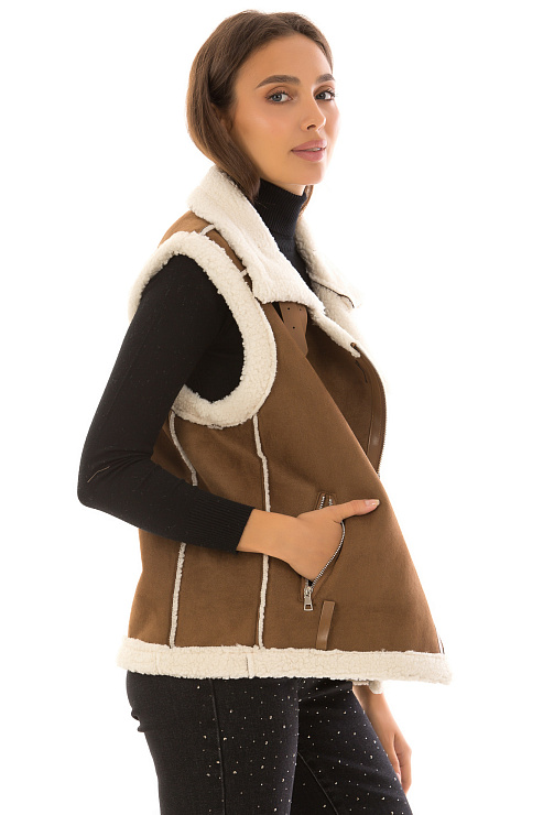 CHEERDUCK/2C22 1707 Т.КОРИЧНЕВЫЙ Жилет женский CHEERDUCK цвет Коричневый