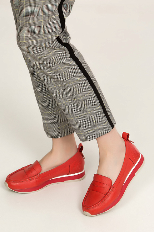 Слипоны TAMARIS цвет Красный