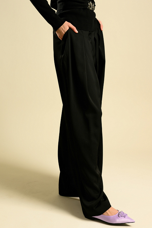 BELLABOA 111-149 ЧЕРНЫЙ Брюки женские классические BELLABOA цвет Черный