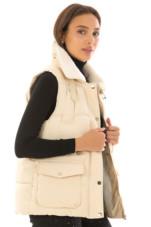 CHEERDUCK/2C22 10-1 БЕЖЕВЫЙ Жилет женский CHEERDUCK цвет Молочный