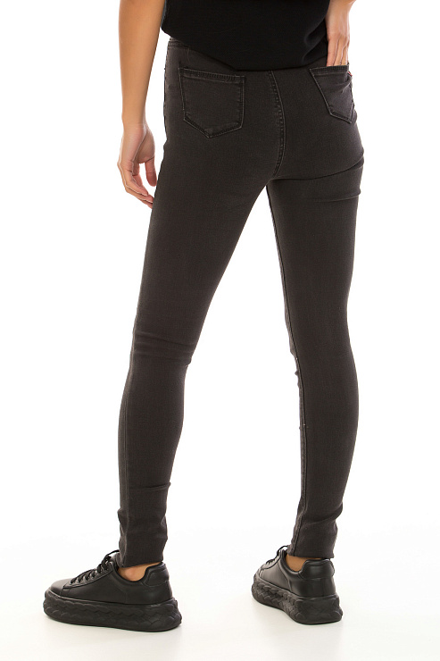 CHEERDUCK 2675 ЧЕРНЫЙ Джинсы женские CHEERDUCK цвет Черный