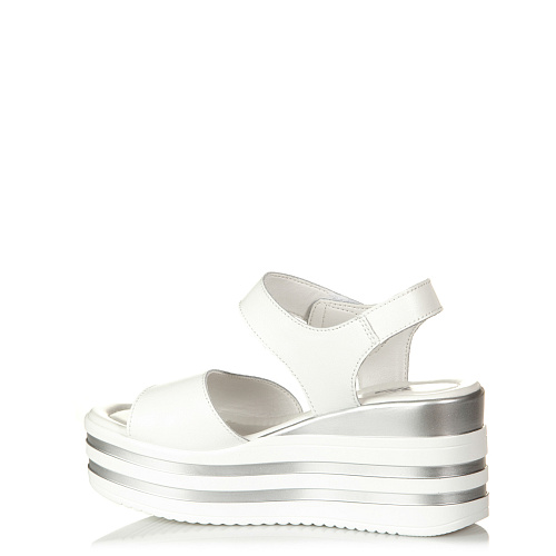 Босоножки ТОФА цвет Белый