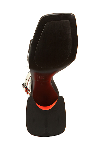 Босоножки на каблуке GRACIANA цвет Черный