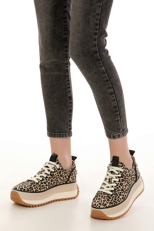 Кроссовки TAMARIS цвет Леопардовый
