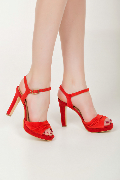 Туфли на каблуке TAMARIS цвет Красный