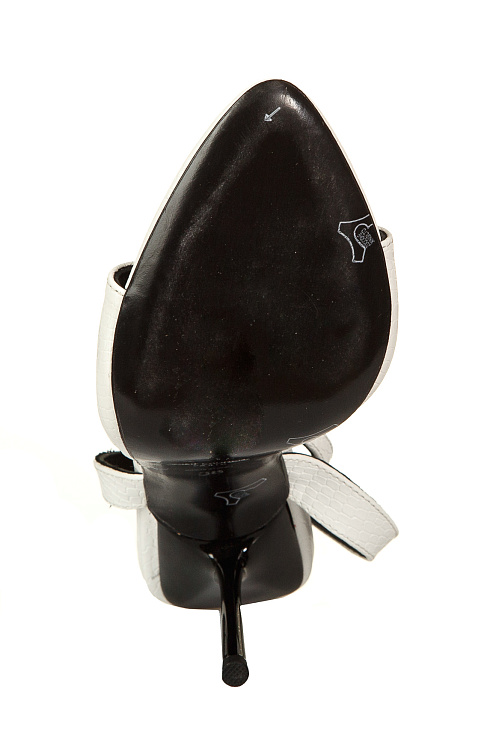 Босоножки на каблуке BELLABOA цвет Белый