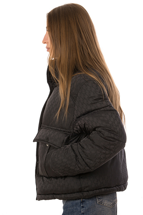 CHEERDUCK/2025 6857 ЧЕРНЫЙ Куртка женская CHEERDUCK цвет Черный