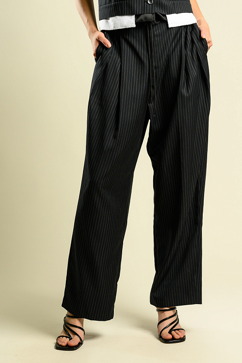 BELLABOA 111-283 ЧЕРНЫЙ Брюки женские классические BELLABOA цвет Черный