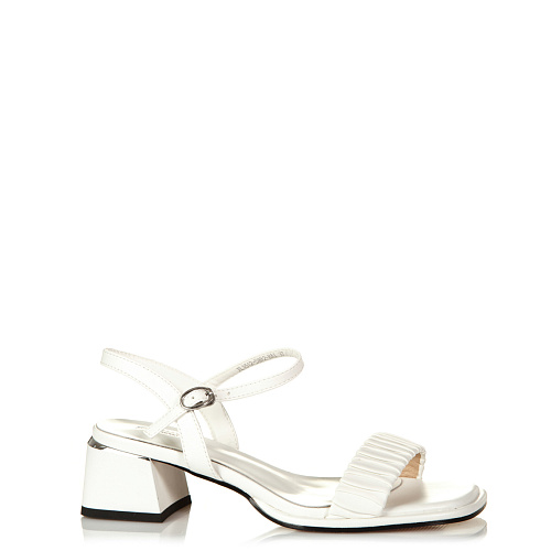 Босоножки на каблуке SERGIO MANCHOT цвет Белый